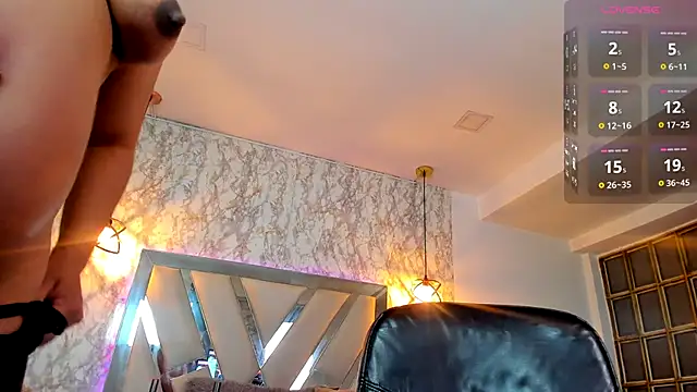 Snapshot of Aisha_poweer chatting on 11-29-25, 02:58 Aisha poweer online show from 11-29-25, 02:58