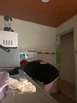 ScarlettRusso1 online show from 11-12-25, 06:41