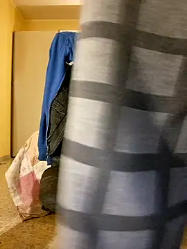 Snapshot of KalendaXL chatting on 11-25-25, 07:36 KalendaXL online show from 11-25-25, 07:36