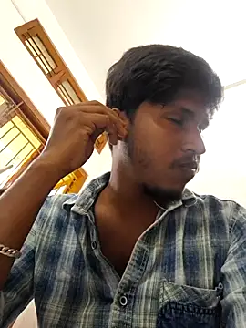 Snapshot of rohanh234 chatting on 10-08-25, 07:50 rohanh234 online show from 10-08-25, 07:50