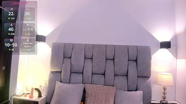 Mia volkova online show from 10-18-25, 12:39