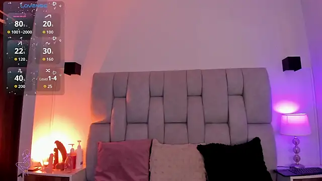 Mia volkova online show from 12-19-25, 09:49