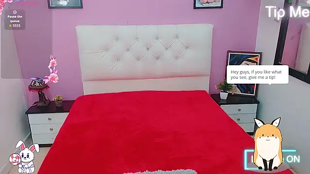 Snapshot of _canndy_ chatting on 11-15-25, 10:37 canndy online show from 11-15-25, 10:37