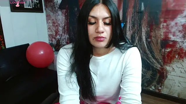 Snapshot of gigi_gilt_ chatting on 05-23-26, 04:39 gigi gilt online show from 05-23-26, 04:39