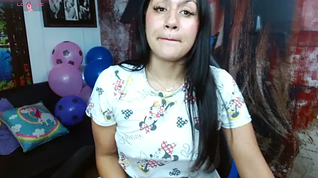Snapshot of gigi_gilt_ chatting on 06-19-26, 09:07 gigi gilt online show from 06-19-26, 09:07