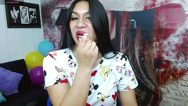 Snapshot of gigi_gilt_ chatting on 07-17-26, 09:19 gigi gilt online show from 07-17-26, 09:19
