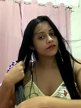 Snapshot of afroditii chatting on 10-21-25, 12:22 afroditii online show from 10-21-25, 12:22