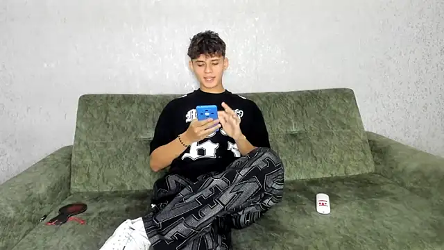 willy sexxx18 online show from 04-06-26, 07:48