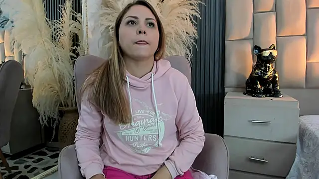 Snapshot of cloesummerr_ chatting on 02-07-26, 01:15 cloesummerr online show from 02-07-26, 01:15