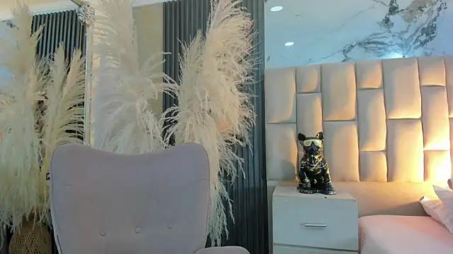 Snapshot of cloesummerr_ chatting on 02-09-26, 01:04 cloesummerr online show from 02-09-26, 01:04