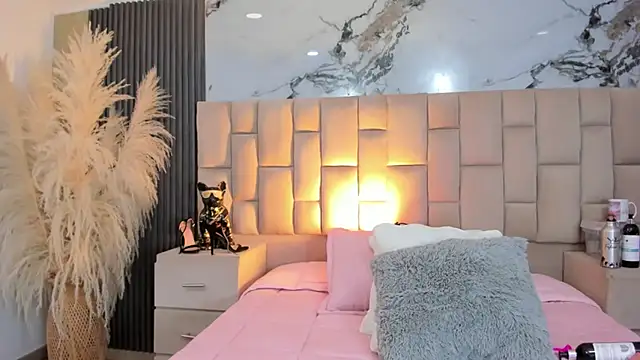 Snapshot of cloesummerr_ chatting on 03-12-26, 12:55 cloesummerr online show from 03-12-26, 12:55