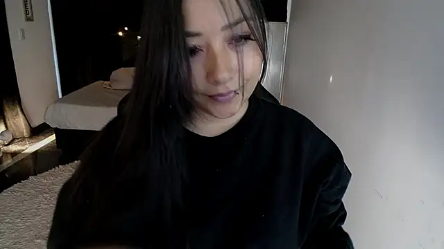 Mia 1120 online show from 09-11-25, 10:32