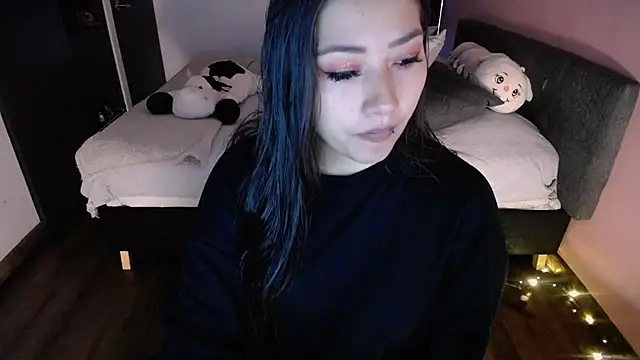 Mia 1120 online show from 01-13-26, 07:52