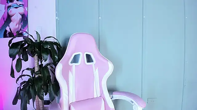 Snapshot of Zafiro__Brown chatting on 09-25-25, 11:58 Zafiro  Brown online show from 09-25-25, 11:58