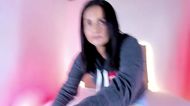 Snapshot of Zafiro__Brown chatting on 10-09-25, 12:14 Zafiro  Brown online show from 10-09-25, 12:14