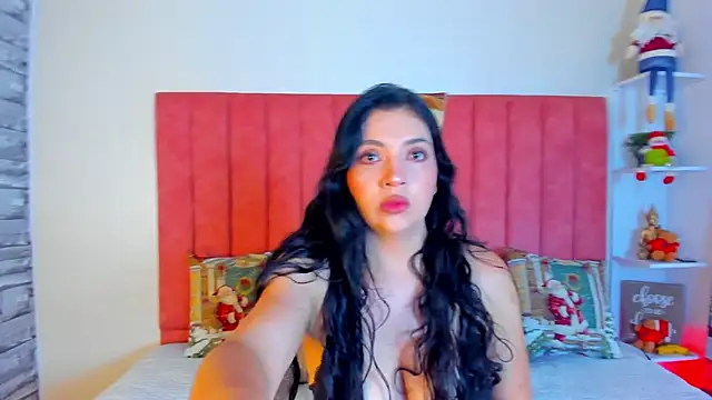 ashley Olsen online show from 11-20-25, 03:18