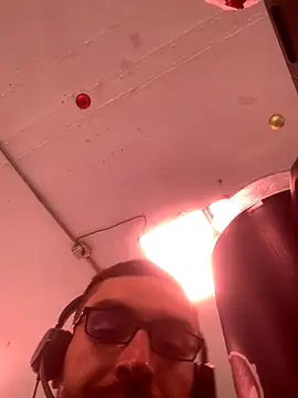 Snapshot of malek_xarx_ chatting on 12-02-25, 02:56 malek xarx online show from 12-02-25, 02:56