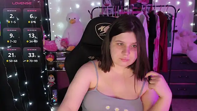 AmyVibess online show from 06-08-26, 07:03