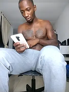 Snapshot of Jhoan_Simply chatting on 01-14-26, 05:24 Jhoan Simply online show from 01-14-26, 05:24