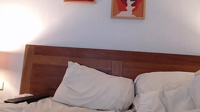 aleks hot1234 online show from 05-19-26, 03:35