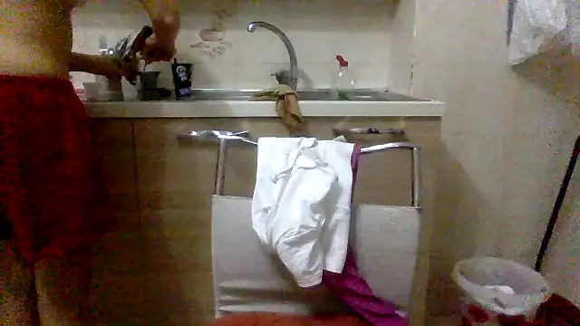 Snapshot of Kelly80 chatting on 09-27-25, 03:33 Kelly80 online show from 09-27-25, 03:33