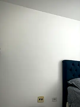 Snapshot of Miss-Brazil chatting on 12-14-25, 01:49 Miss-Brazil online show from 12-14-25, 01:49