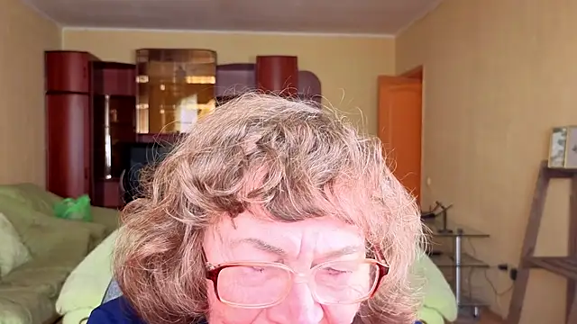 Snapshot of Betty_Brick chatting on 01-17-26, 07:24 Betty Brick online show from 01-17-26, 07:24