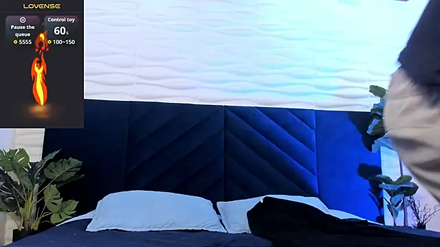 Snapshot of Dustin_Sonne chatting on 11-09-25, 03:38 Dustin Sonne online show from 11-09-25, 03:38