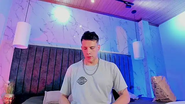 Dustin Sonne online show from 12-19-25, 03:35