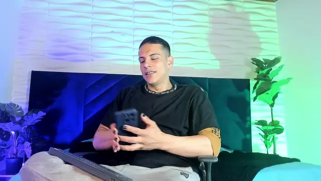 Dustin Sonne online show from 04-02-26, 03:37