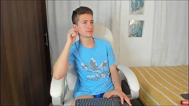 ThiagooJames online show from 09-10-25, 11:27