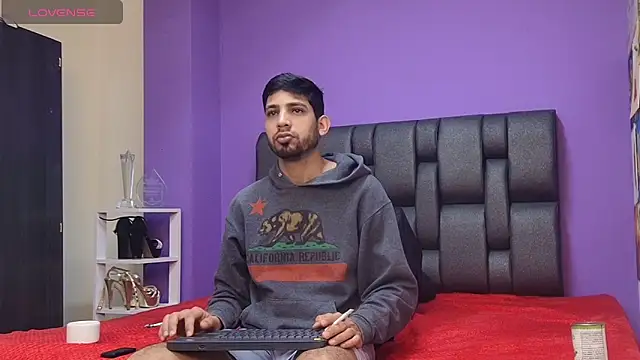 ashtoncooperr online show from 10-13-25, 12:27