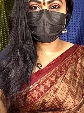 honey-flower online show from 09-25-25, 02:04