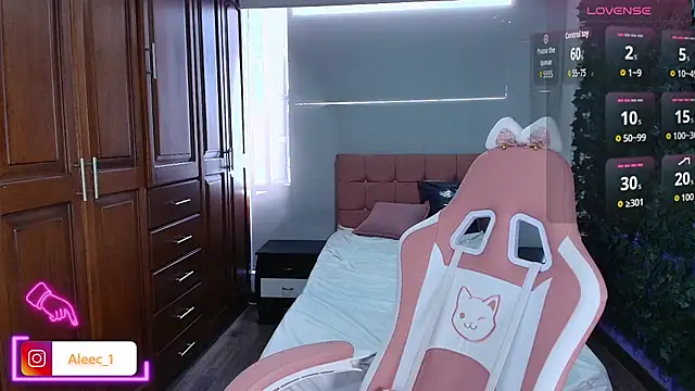 Aleecandrews online show from 10-03-25, 07:22