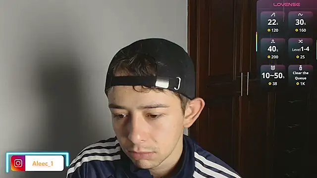 Snapshot of Aleecandrews chatting on 11-01-25, 07:16 Aleecandrews online show from 11-01-25, 07:16