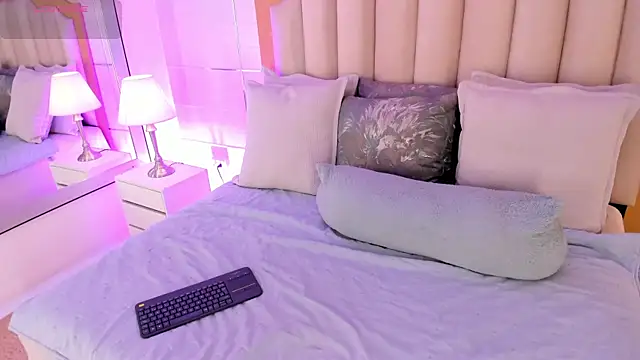 MaddieParker online show from 01-11-26, 06:02