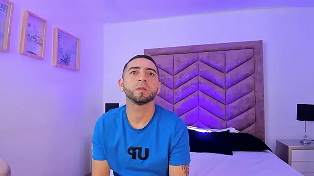 Snapshot of Lushian_ chatting on 09-27-25, 03:39 Lushian  online show from 09-27-25, 03:39