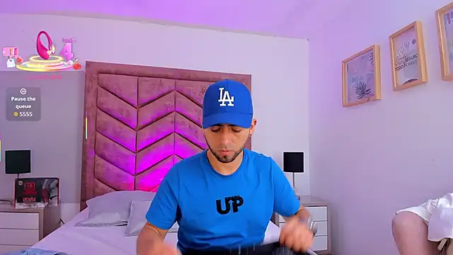 Snapshot of Lushian_ chatting on 10-02-25, 02:02 Lushian  online show from 10-02-25, 02:02