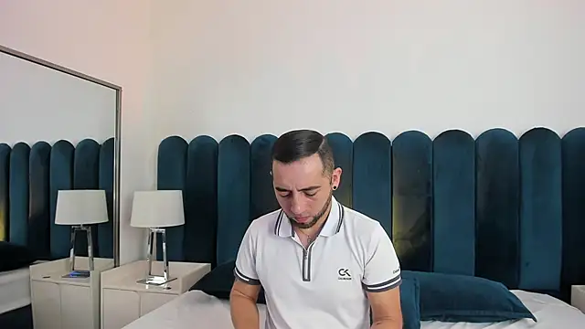 Snapshot of Lushian_ chatting on 06-11-26, 04:05 Lushian online show from 06-11-26, 04:05