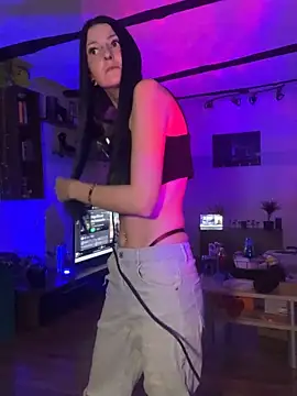 Snapshot of Seductively4_20 chatting on 10-20-25, 04:29 Seductively4 20 online show from 10-20-25, 04:29