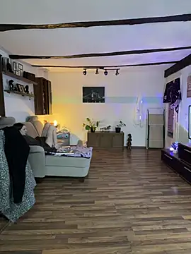 Snapshot of Seductively4_20 chatting on 01-13-26, 01:38 Seductively4 20 online show from 01-13-26, 01:38