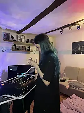 Snapshot of Seductively4_20 chatting on 02-08-26, 06:00 Seductively4 20 online show from 02-08-26, 06:00