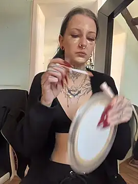 Snapshot of Seductively4_20 chatting on 03-03-26, 09:15 Seductively4 20 online show from 03-03-26, 09:15