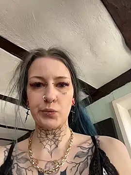 Snapshot of Seductively4_20 chatting on 03-12-26, 09:26 Seductively4 20 online show from 03-12-26, 09:26