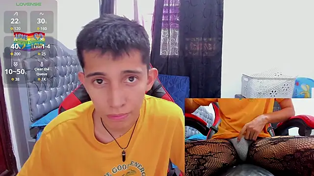 gomitaboy 1 online show from 10-27-25, 07:07