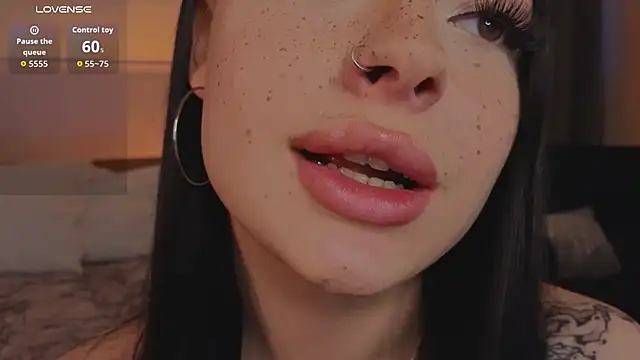 honey     bunny online show from 04-23-26, 10:14