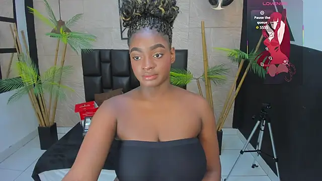 Snapshot of alana_bonny chatting on 09-19-25, 03:45 alana bonny online show from 09-19-25, 03:45