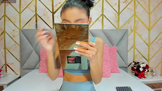 Cassidy 14 online show from 02-08-26, 06:44