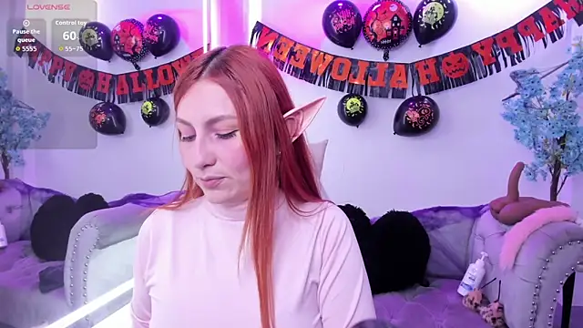 Snapshot of Alicia_leclair chatting on 10-30-25, 03:41 Alicia leclair online show from 10-30-25, 03:41