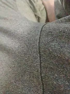 LeoMaduroSP online show from 11-13-25, 03:49